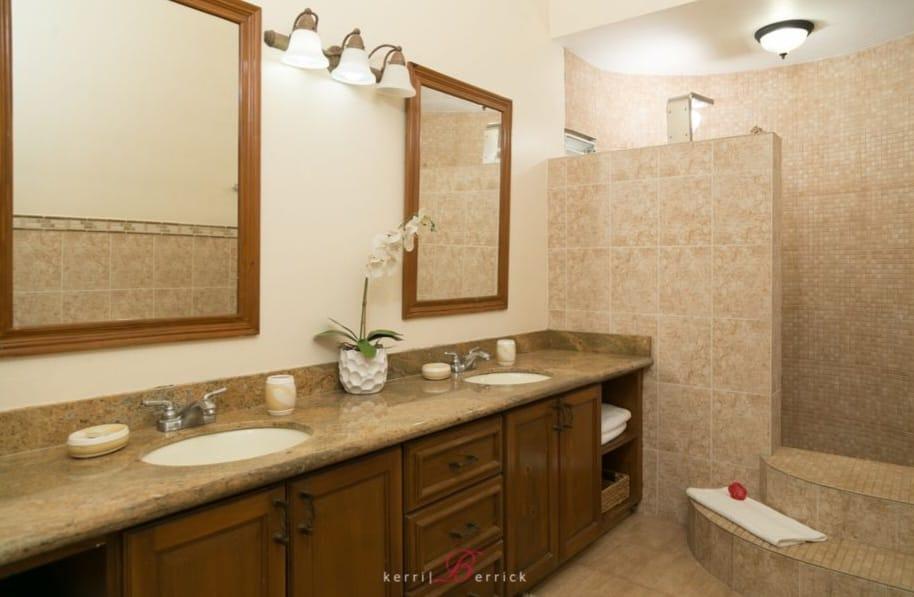 Twenty-First image of 3 Oliver Crescent in Kingston 8, St. Andrew, Jamaica - property is For Rent