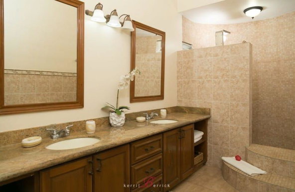 Twenty-First image of 3 Oliver Crescent in Kingston 8, St. Andrew, Jamaica - property is For Rent