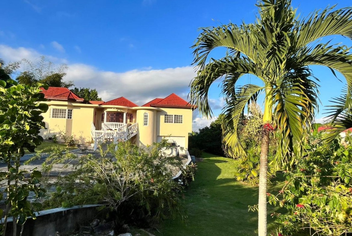 Twenty-Fifth image of Clifton Gardens in Mandeville, Manchester, Jamaica - property is For Sale