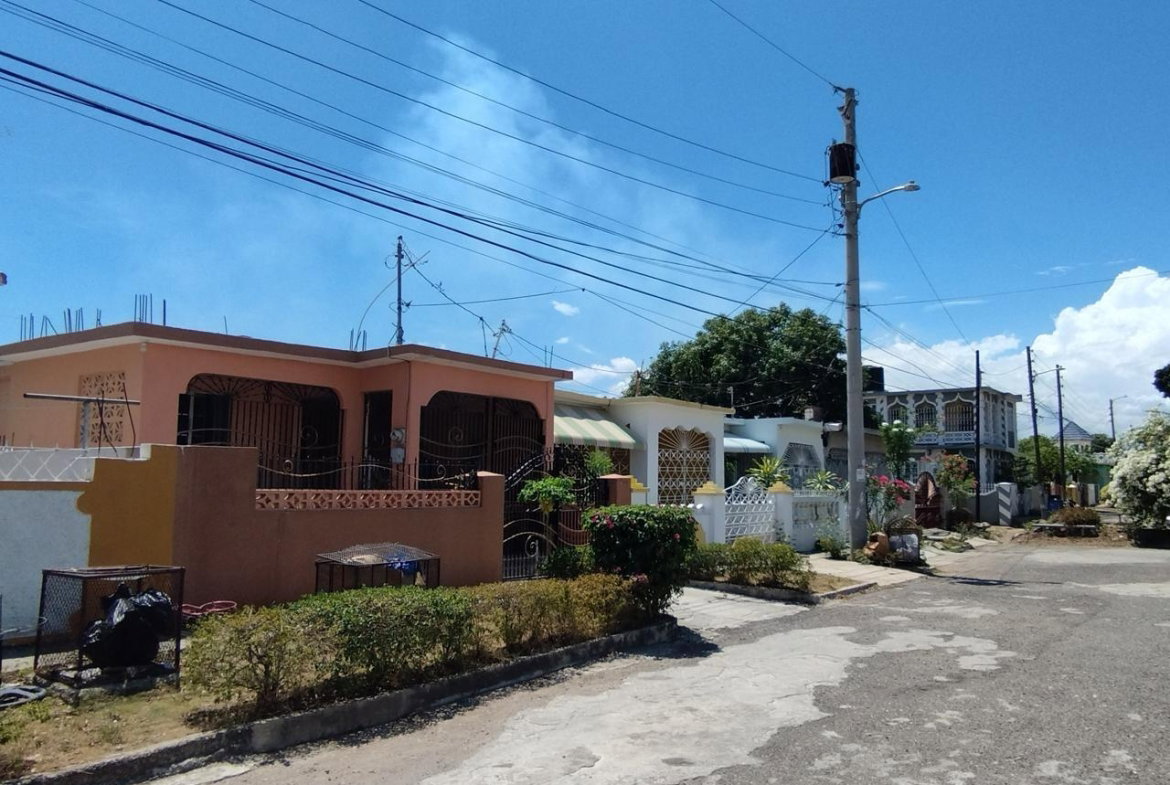 Fifth image of 208 6west Greater Portmore in Greater Portmore, St. Catherine, Jamaica - property is For Sale