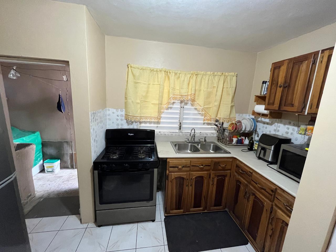 Fourth image of 276 6 West Greater Portmore in Greater Portmore, St. Catherine, Jamaica - property is For Sale