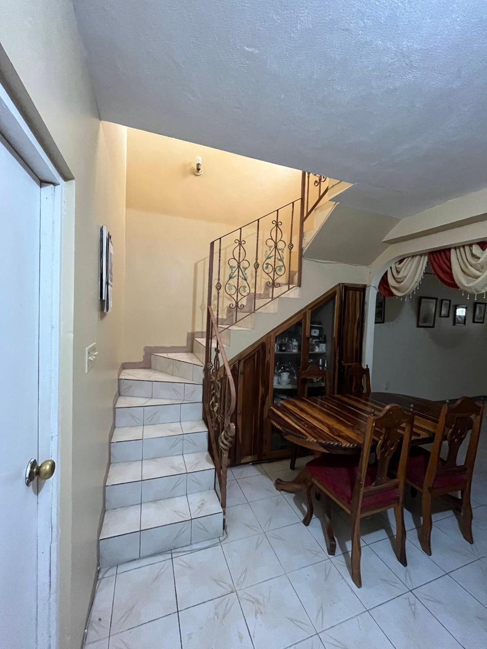 Ninth image of 276 6 West Greater Portmore in Greater Portmore, St. Catherine, Jamaica - property is For Sale