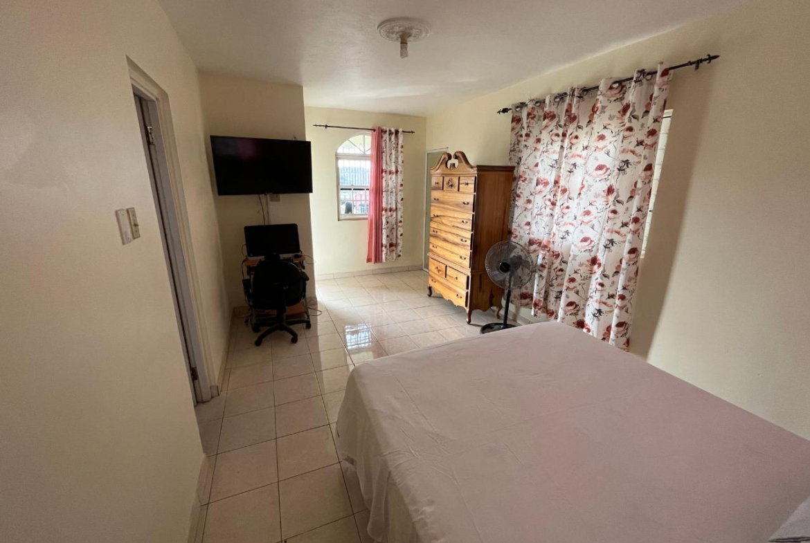 Eleventh image of 276 6 West Greater Portmore in Greater Portmore, St. Catherine, Jamaica - property is For Sale