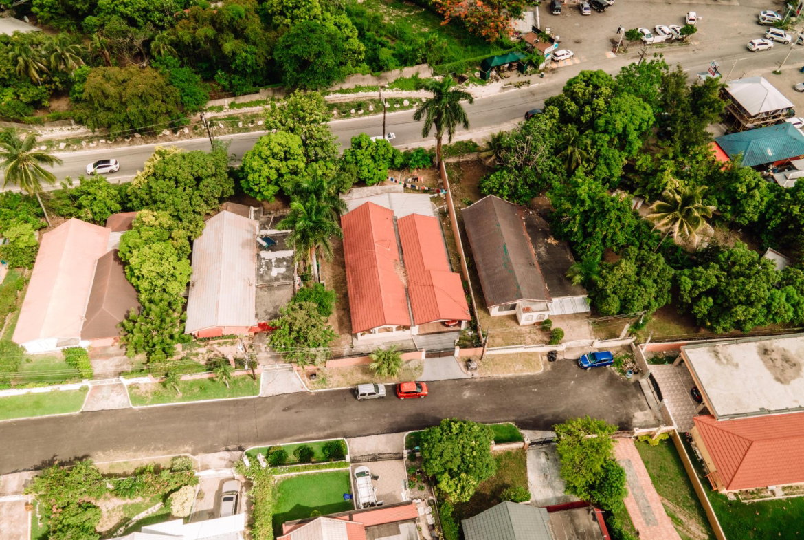 Second image of 3 Whiteford Drive in Kingston 6, St. Andrew, Jamaica - property is For Sale