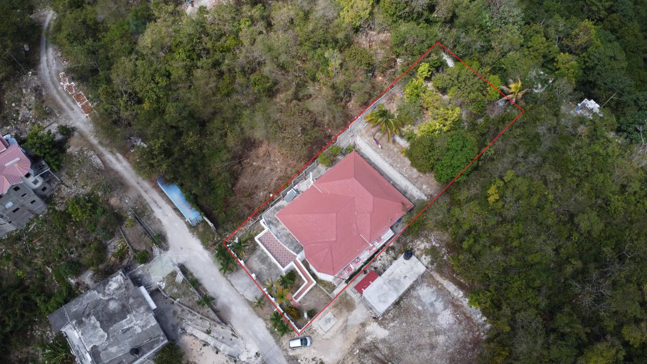 Second image of Carlyle Ave/porto Bello in Montego Bay, St. James, Jamaica - property is For Sale