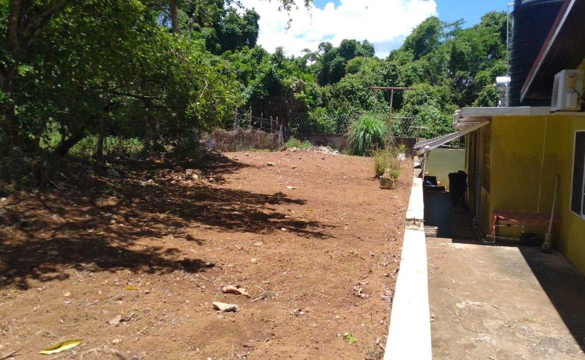 Twelfth image of Retirement Road in Santa Cruz, St. Elizabeth, Jamaica - property is For Sale