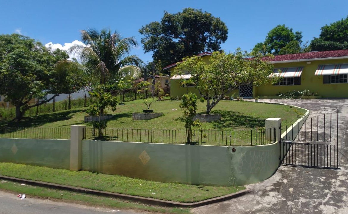 Ninth image of Retirement Road in Santa Cruz, St. Elizabeth, Jamaica - property is For Sale