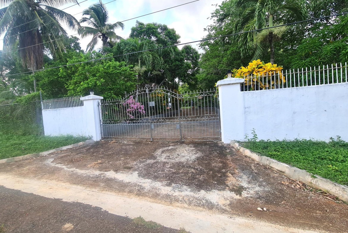Fifth image of 26a Sheckles Pen Four Path in Four Paths, Clarendon, Jamaica - property is For Sale