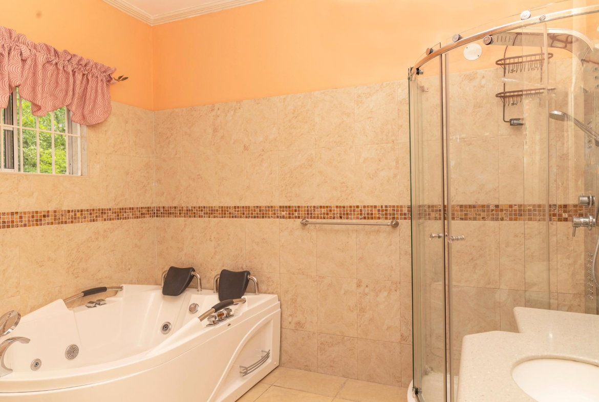 Thirteenth image of 5 North Michigan Avenue in Kingston 19, St. Andrew, Jamaica - property is For Rent