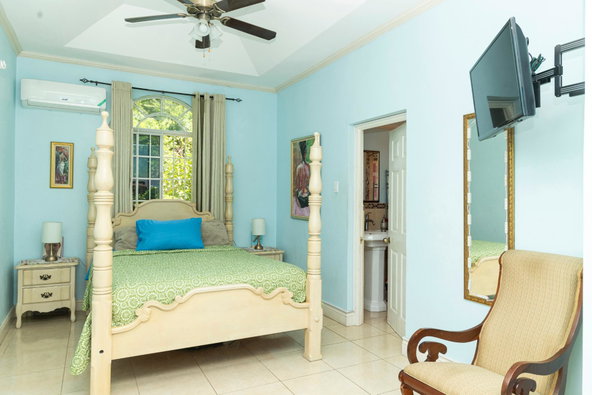 Fourteenth image of 5 North Michigan Avenue in Kingston 19, St. Andrew, Jamaica - property is For Rent