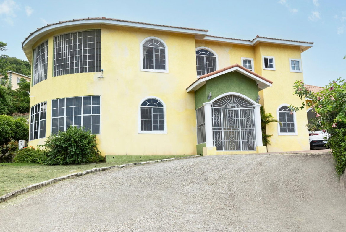 Eighteenth image of 5 North Michigan Avenue in Kingston 19, St. Andrew, Jamaica - property is For Rent