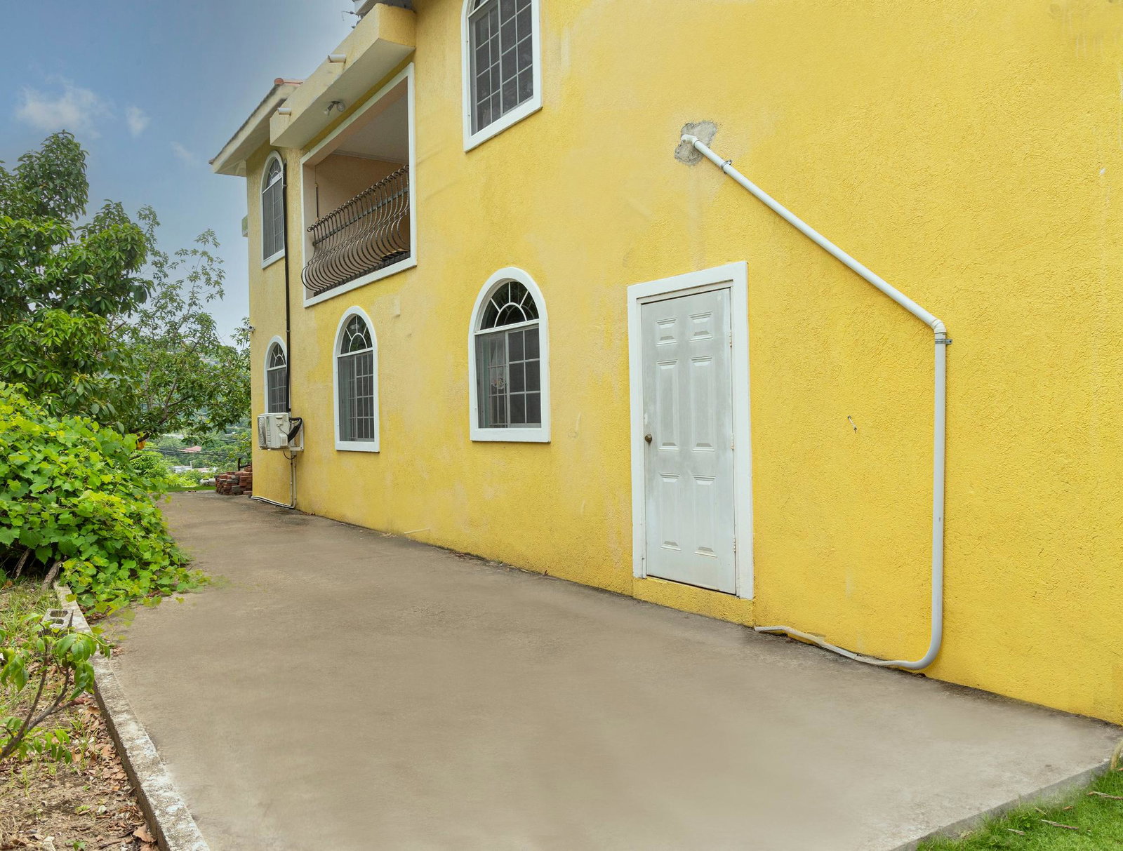 Twentieth image of 5 North Michigan Avenue in Kingston 19, St. Andrew, Jamaica - property is For Rent