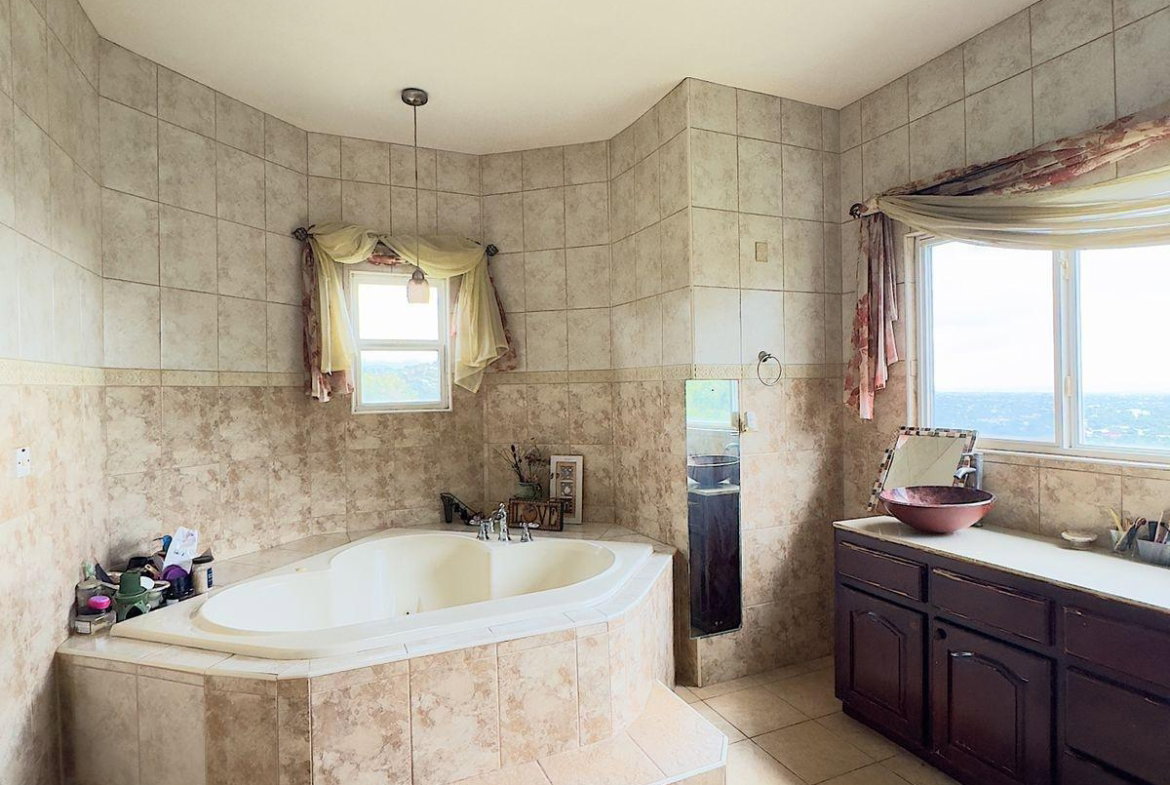 Tenth image of 16 Belgrade Loop in Kingston 19, St. Andrew, Jamaica - property is For Sale