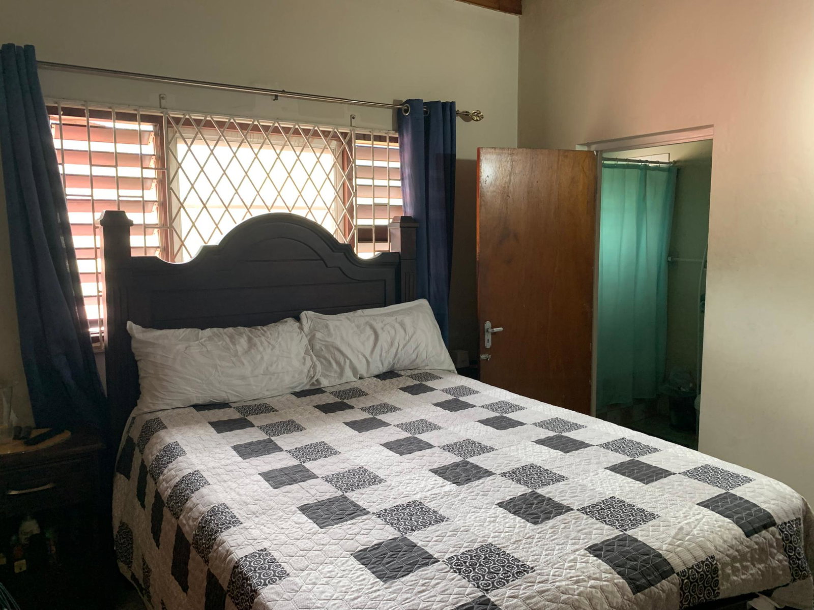 Seventh image of 5 Montcalm Close, Havendale in Kingston 19, St. Andrew, Jamaica - property is For Sale