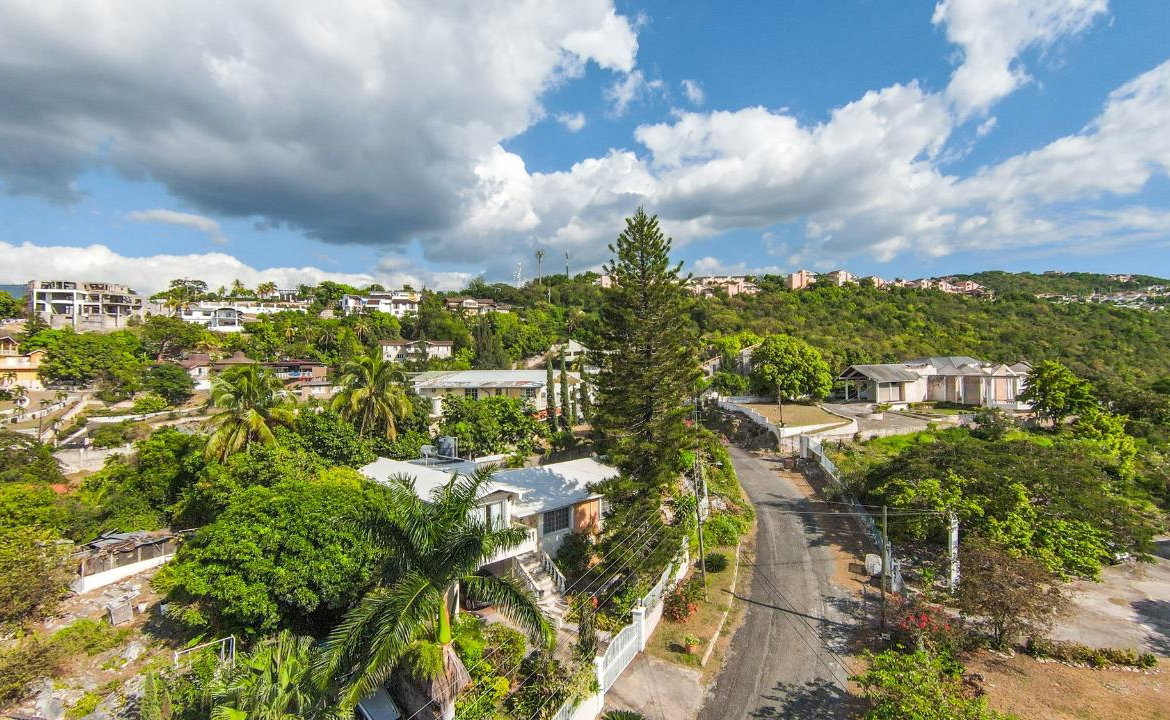 Fourteenth image of 33 Shenstone Drive Kingston in Kingston 6, St. Andrew, Jamaica - property is For Sale
