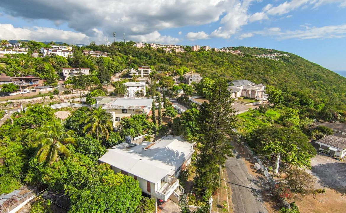 Eighteenth image of 33 Shenstone Drive Kingston in Kingston 6, St. Andrew, Jamaica - property is For Sale