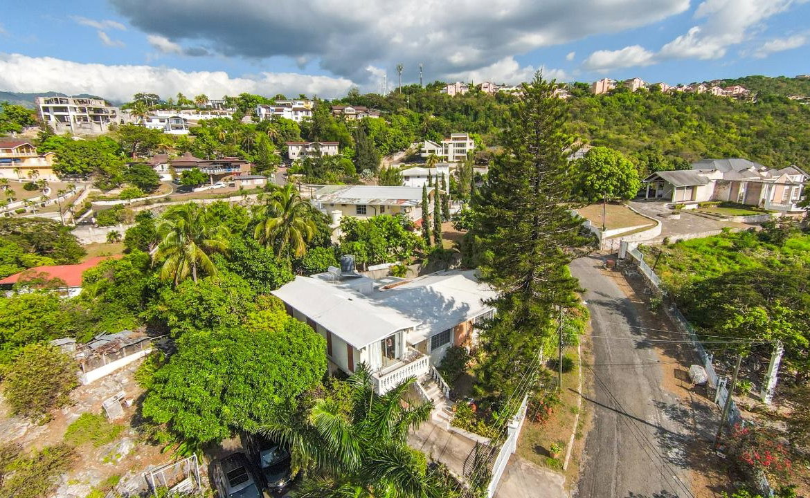 Nineteenth image of 33 Shenstone Drive Kingston in Kingston 6, St. Andrew, Jamaica - property is For Sale