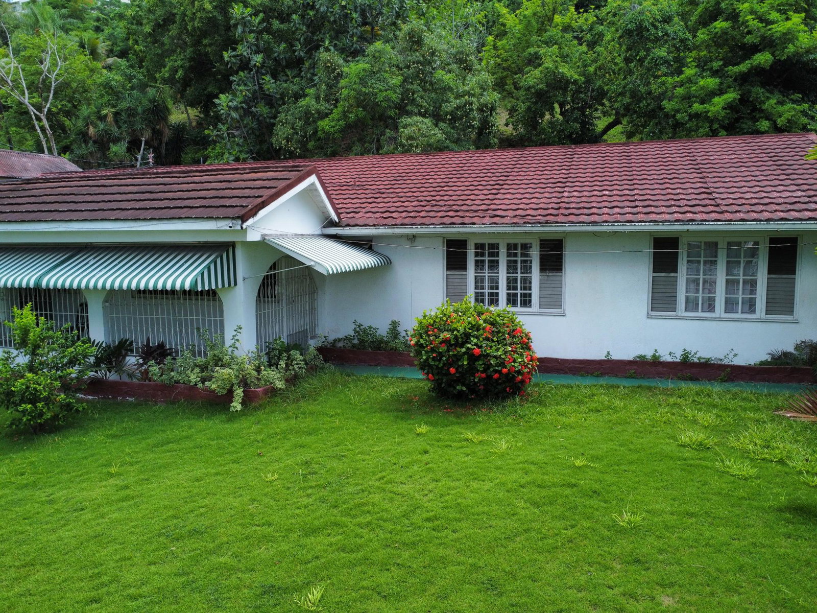 Stunning-4-Bedroom-House-for-Sale-in-Norbrook-St.-Andrew Third image of 71 Norbrook Drive in Norbrook, St. Andrew, Jamaica - property is For Sale