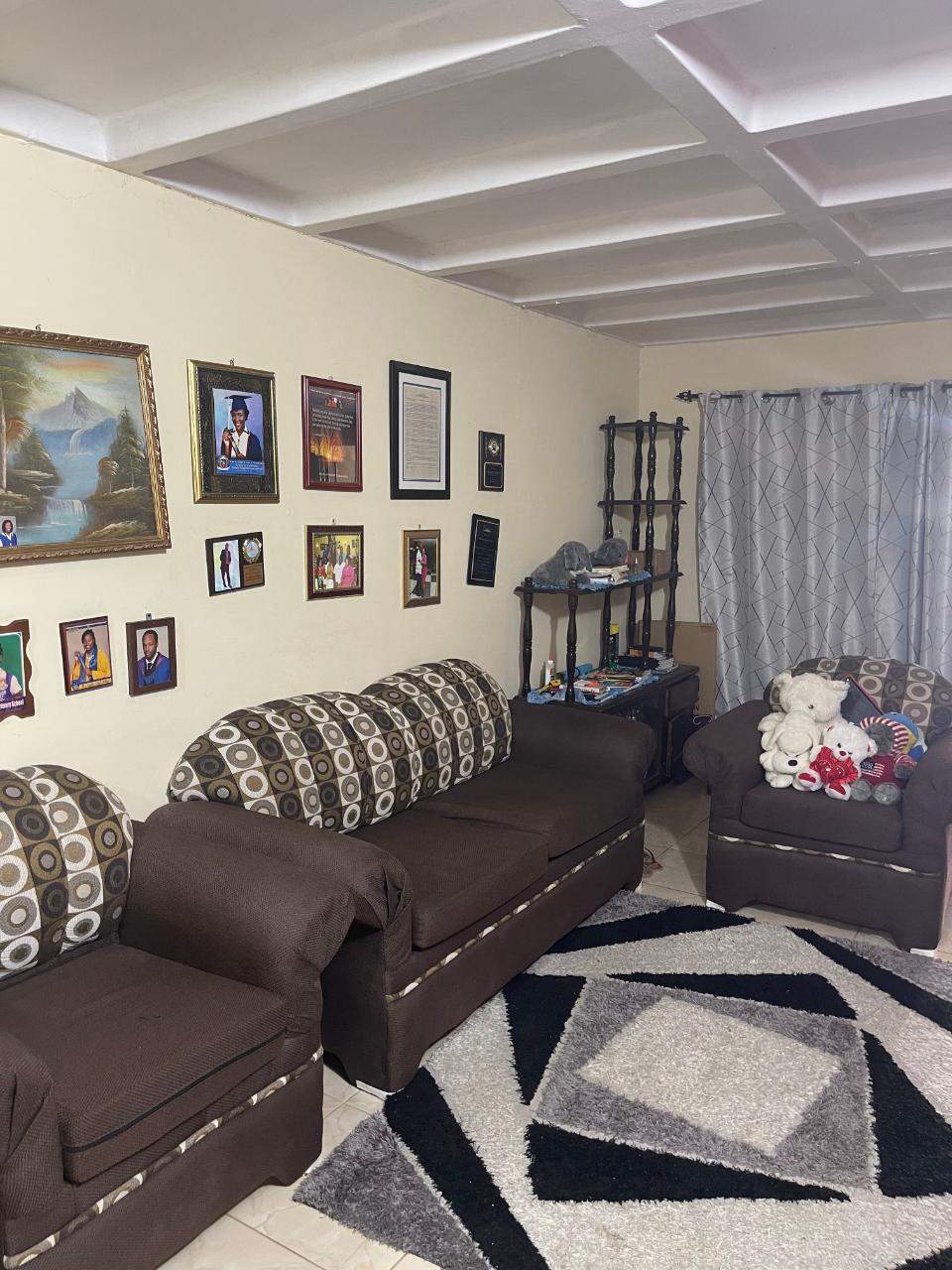 Eighth image of 305 3 North Greater Portmore in Sandown Park, St. Catherine, Jamaica - property is For Sale