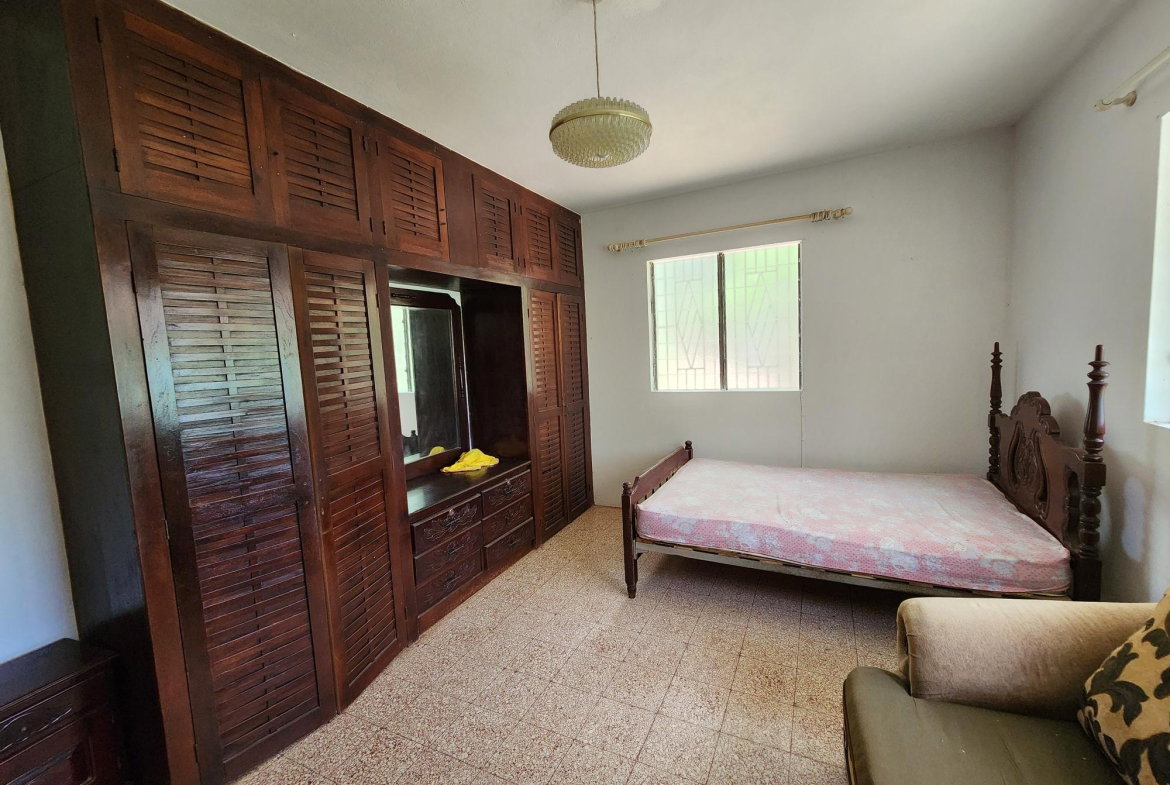 Thirteenth image of Mount Salus in Mount Salus, St. Andrew, Jamaica - property is For Sale