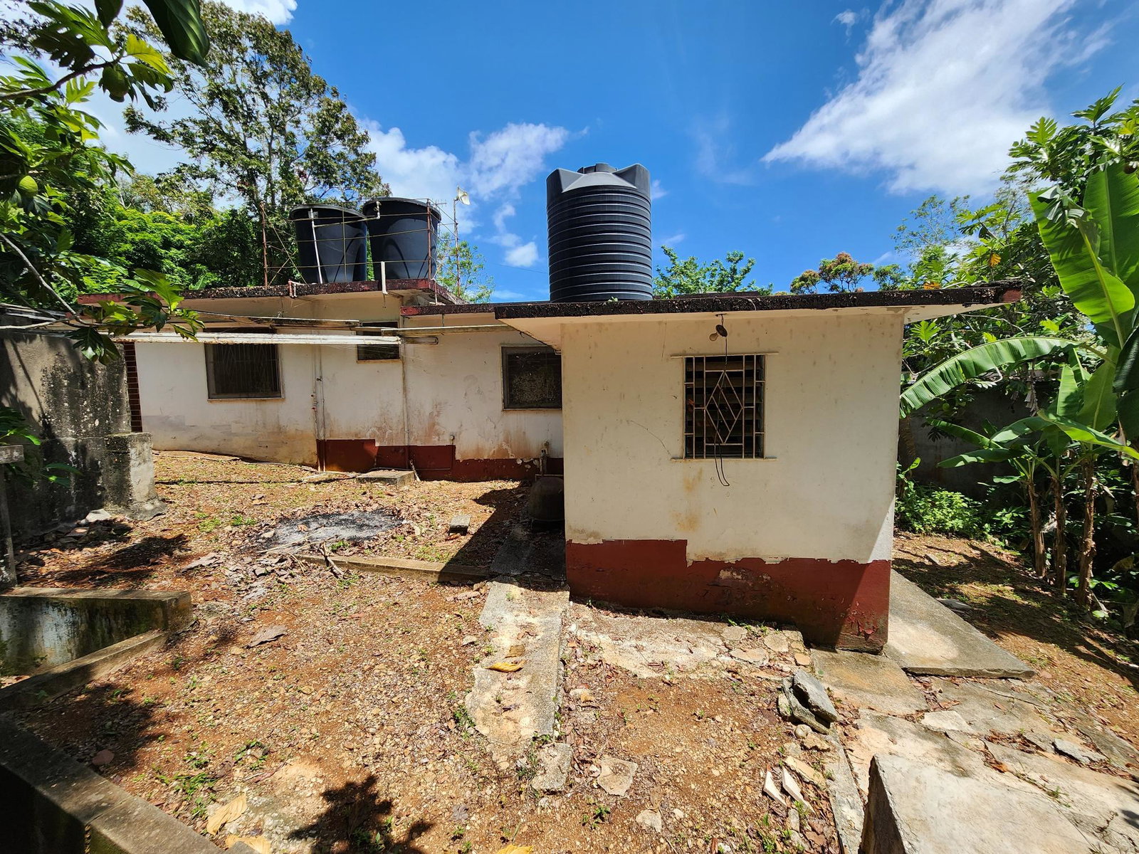 Sixteenth image of Mount Salus in Mount Salus, St. Andrew, Jamaica - property is For Sale