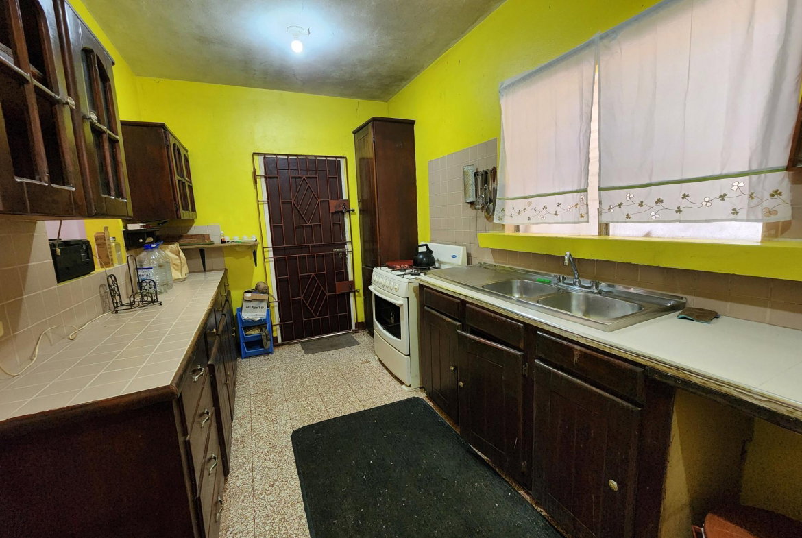 Eighth image of Mount Salus in Mount Salus, St. Andrew, Jamaica - property is For Sale