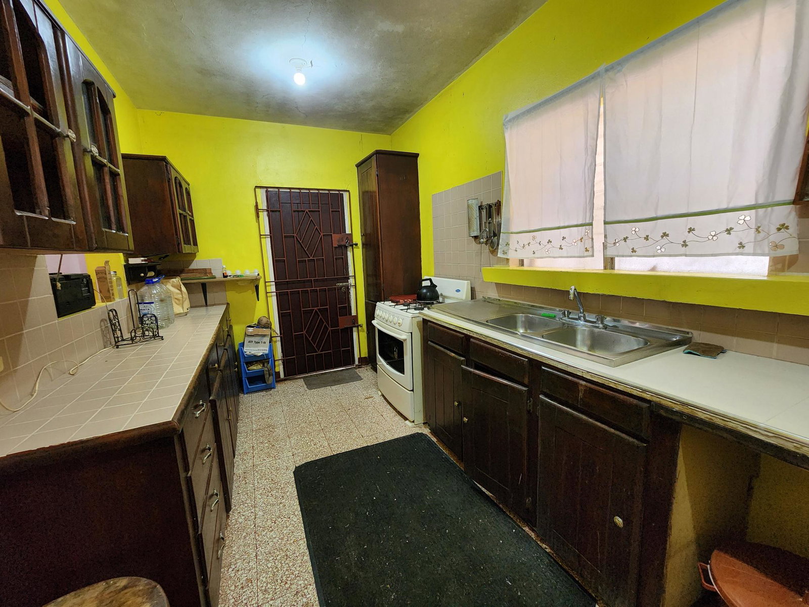 Eighth image of Mount Salus in Mount Salus, St. Andrew, Jamaica - property is For Sale
