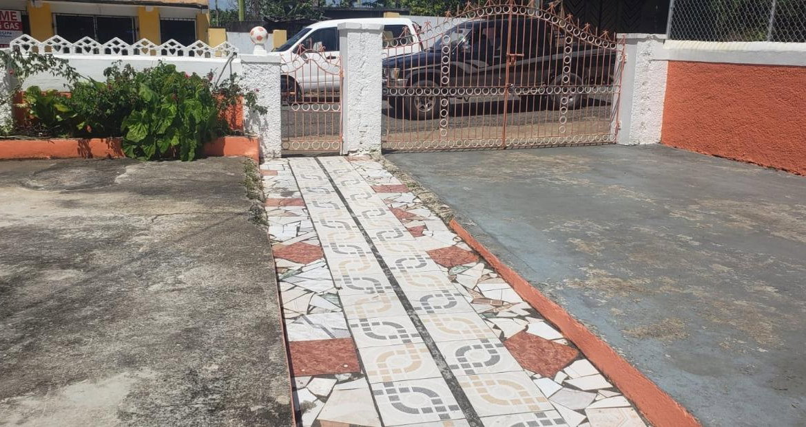 Seventeenth image of Main Street Guys Hill in GUYS HILL, St. Catherine, Jamaica - property is For Sale