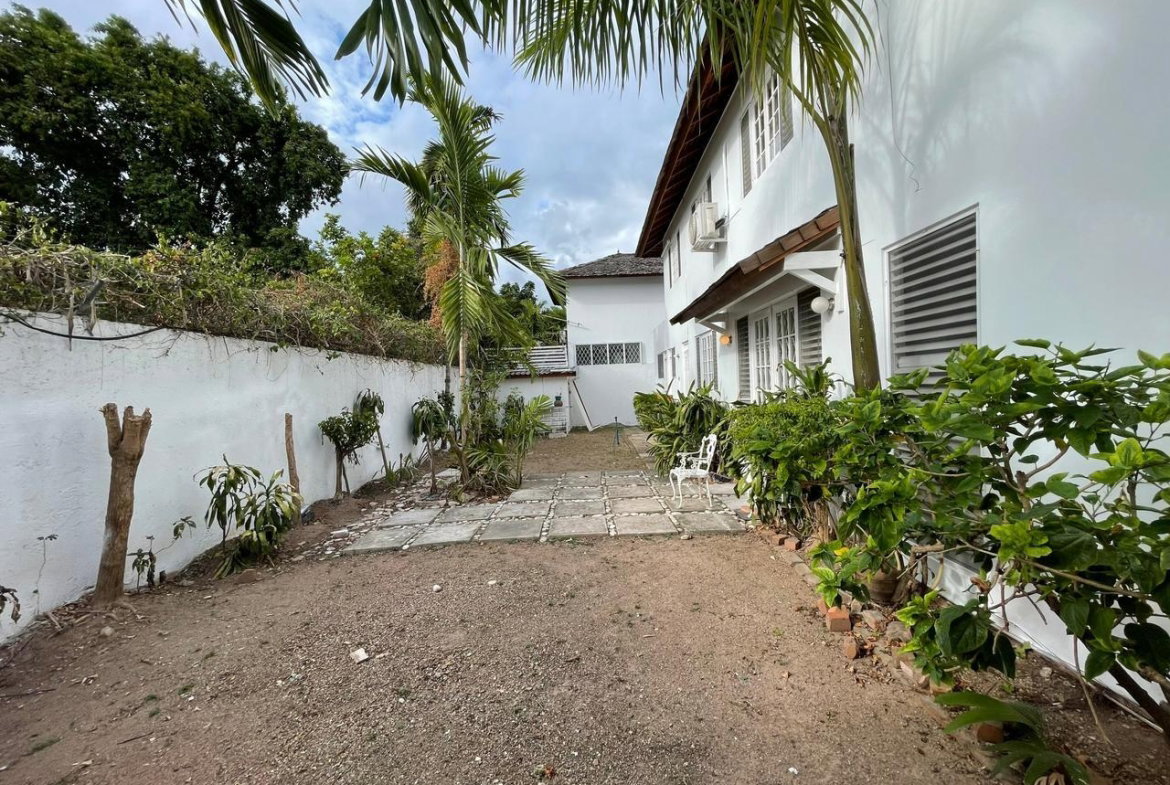 Twentieth image of 9-2a Bamboo Avenue in Kingston 6, St. Andrew, Jamaica - property is For Rent