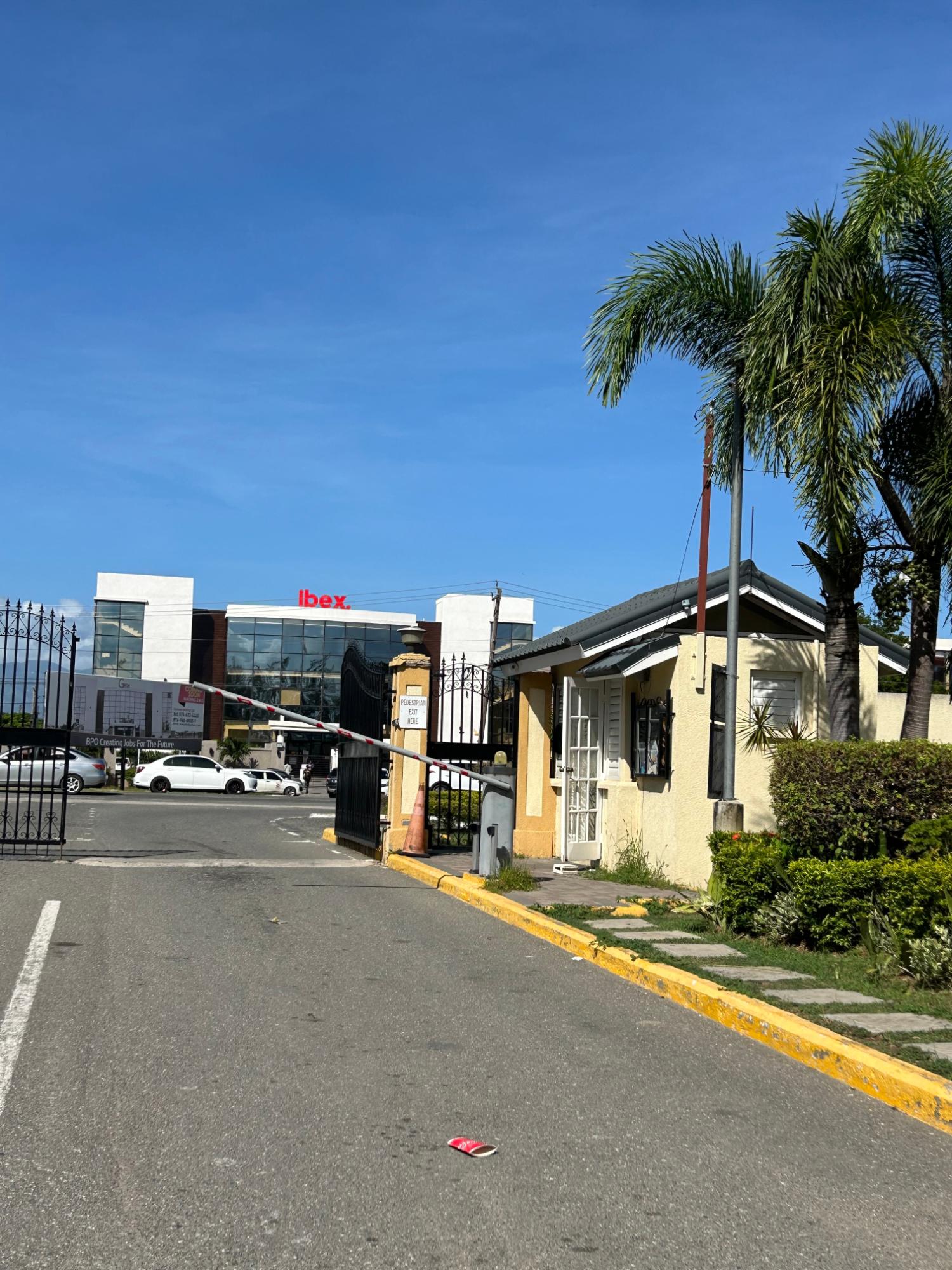 Twenty-Ninth image of 83 Portmore Country Club 2 in Portmore Country Club, St. Catherine, Jamaica - property is For Rent