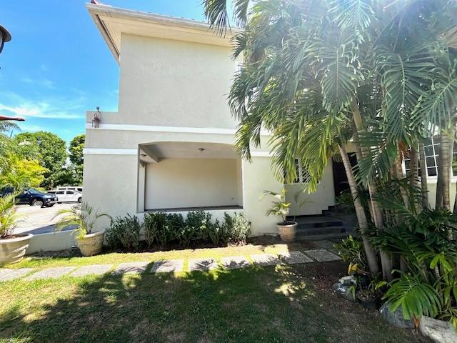Eleventh image of 1-4 Dillsbury Ave in Kingston 6, St. Andrew, Jamaica - property is For Sale