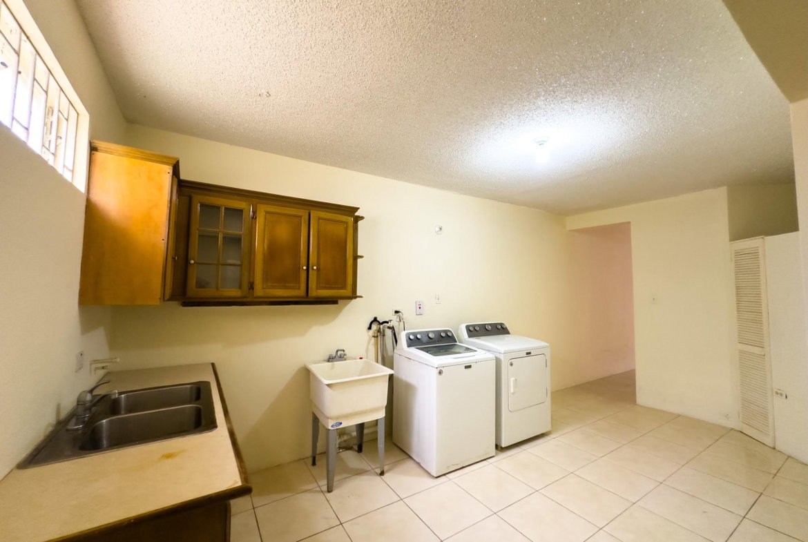 Nineteenth image of 1-11 Braemar Avenue in Kingston 10, St. Andrew, Jamaica - property is For Sale