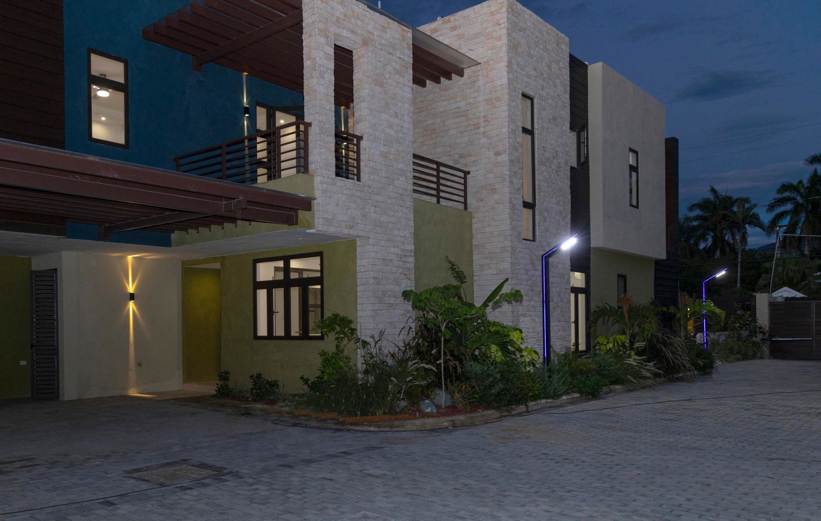 Stunning-4-Bedroom-Villa-for-Rent-in-Kingston-6-Salisbury-Avenue Eleventh image of 1-5 Salisbury Avenue in Kingston 6, St. Andrew, Jamaica - property is For Rent