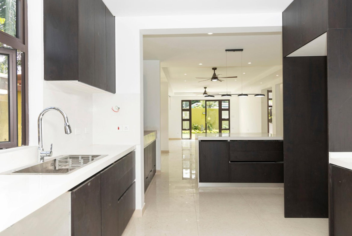Fifteenth image of 1-5 Salisbury Avenue in Kingston 6, St. Andrew, Jamaica - property is For Rent