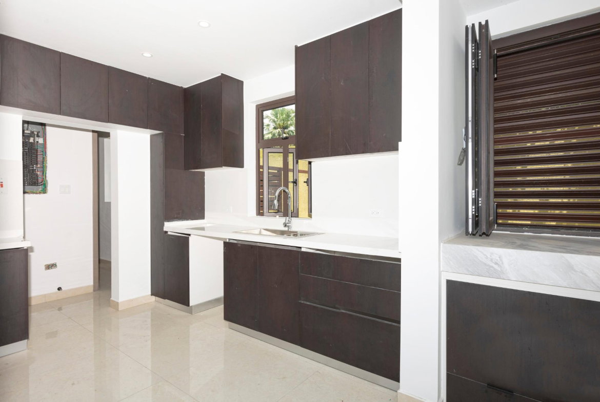 Sixteenth image of 1-5 Salisbury Avenue in Kingston 6, St. Andrew, Jamaica - property is For Rent