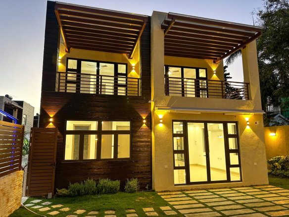 First image of 1-5 Salisbury Avenue in Kingston 6, St. Andrew, Jamaica - property is For Rent