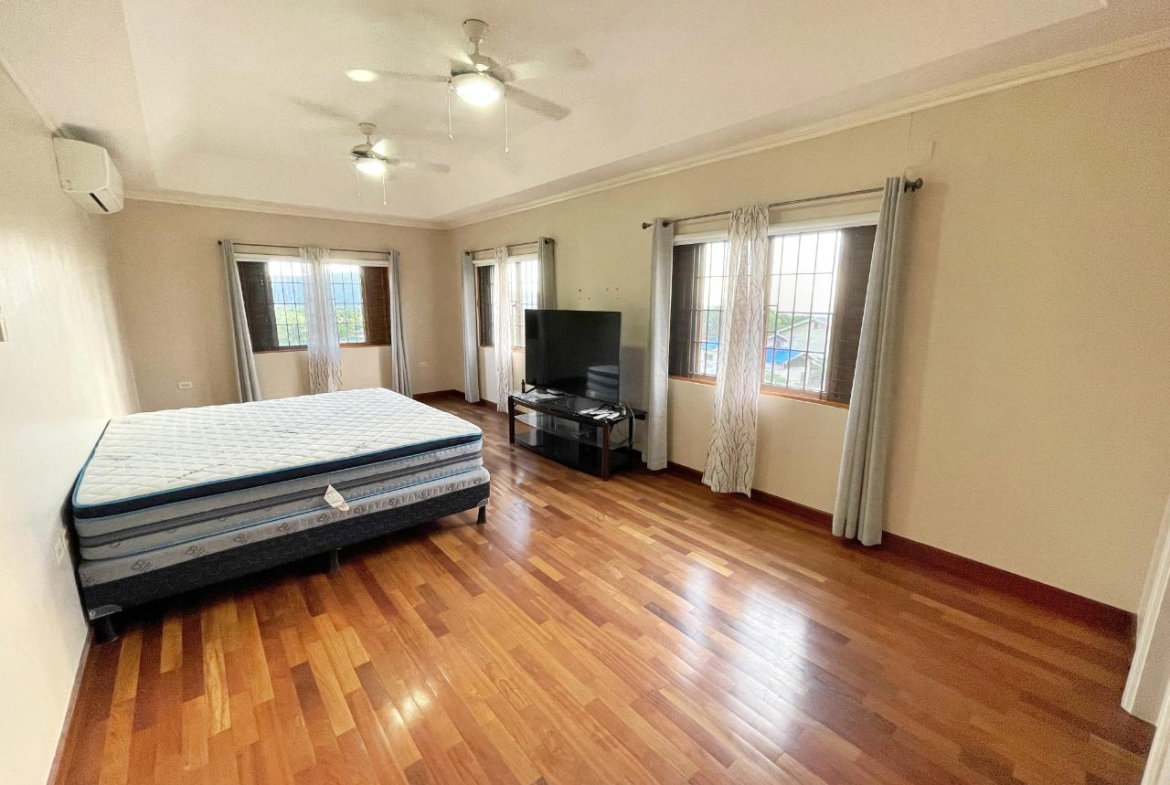 Fifteenth image of 1-1 Rosa Place in Kingston 6, St. Andrew, Jamaica - property is For Rent