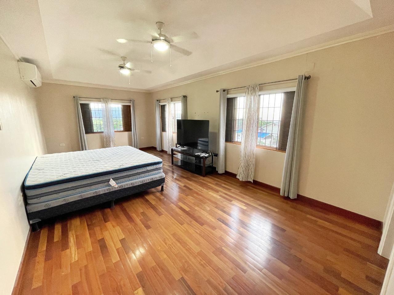 Fifteenth image of 1-1 Rosa Place in Kingston 6, St. Andrew, Jamaica - property is For Rent