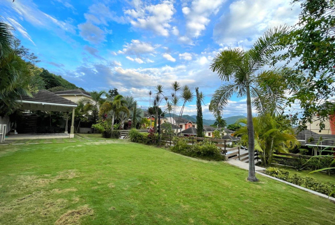 Twenty-Ninth image of 1-1 Rosa Place in Kingston 6, St. Andrew, Jamaica - property is For Rent