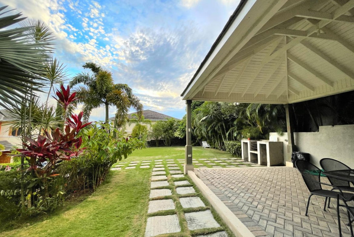 Thirtieth image of 1-1 Rosa Place in Kingston 6, St. Andrew, Jamaica - property is For Rent