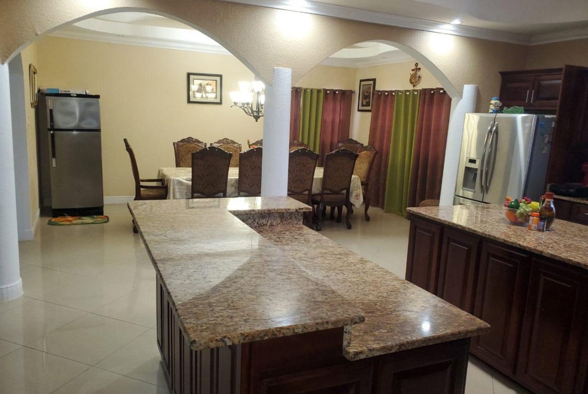 Thirteenth image of Knockpatrick in Knockpatrick, Manchester, Jamaica - property is For Sale