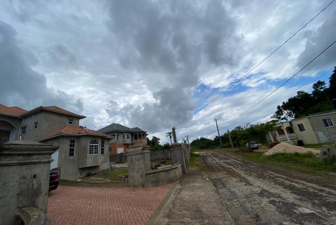 Fifth image of Knockpatrick in Knockpatrick, Manchester, Jamaica - property is For Sale