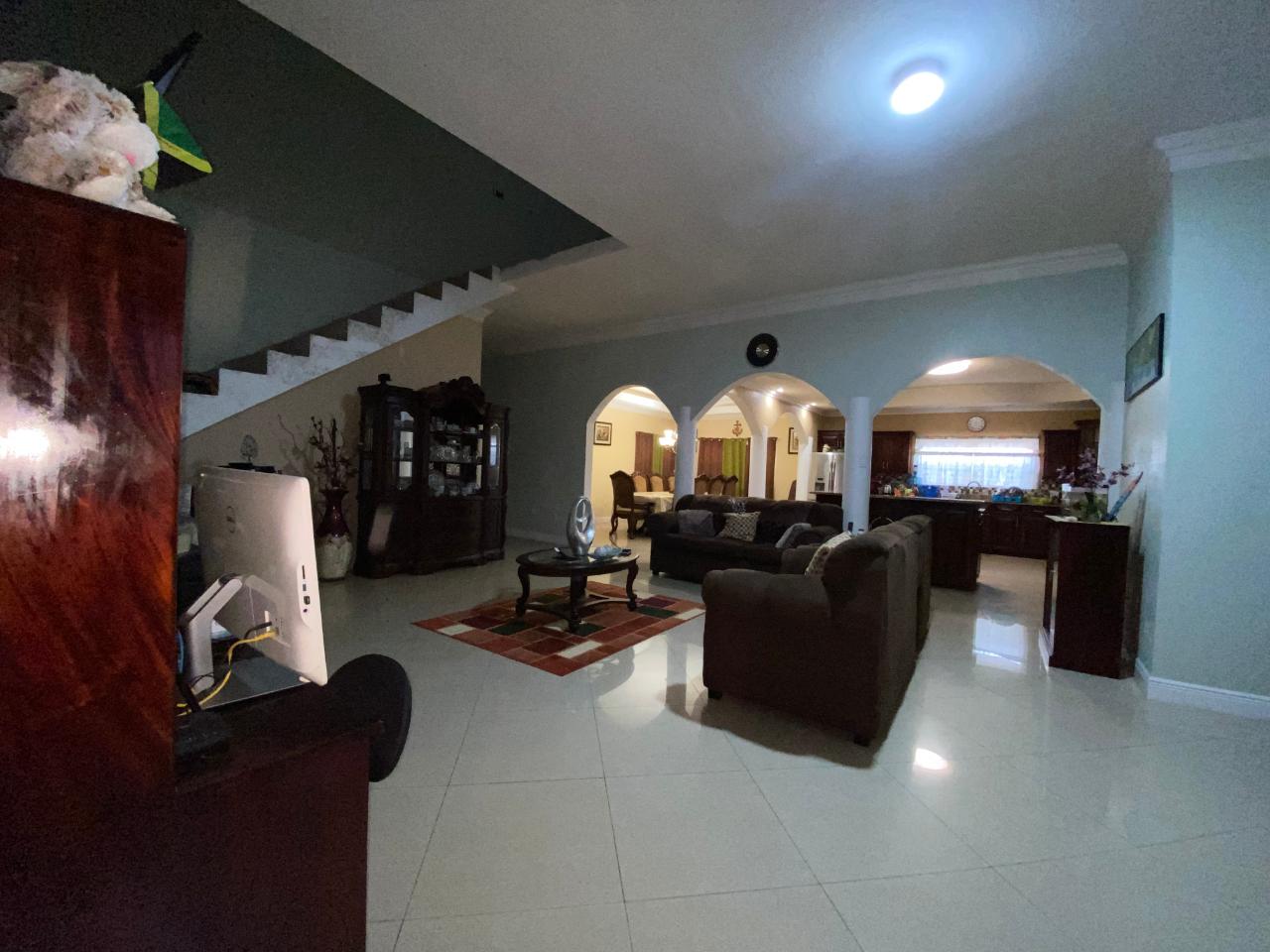Sixth image of Knockpatrick in Knockpatrick, Manchester, Jamaica - property is For Sale