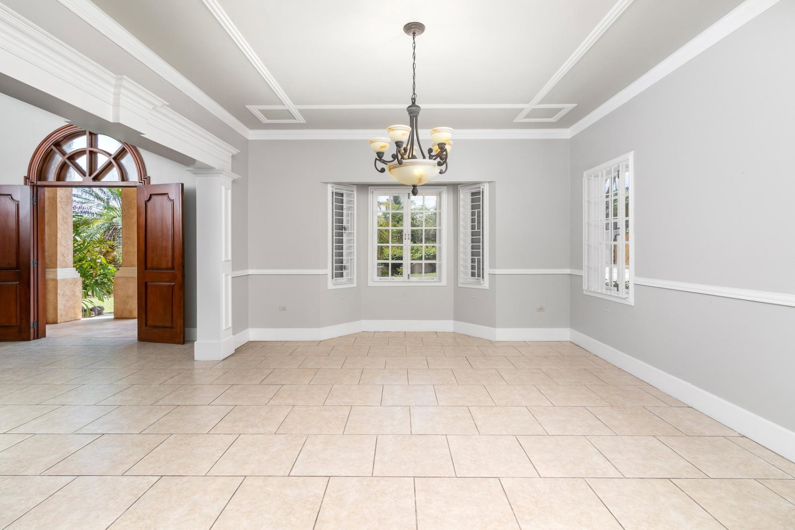 Stunning-5-Bedroom-Executive-Home-for-Rent-in-Kingston-6-Jamaica Twelfth image of 16 Farrigdon Heights in Kingston 6, St. Andrew, Jamaica - property is For Rent