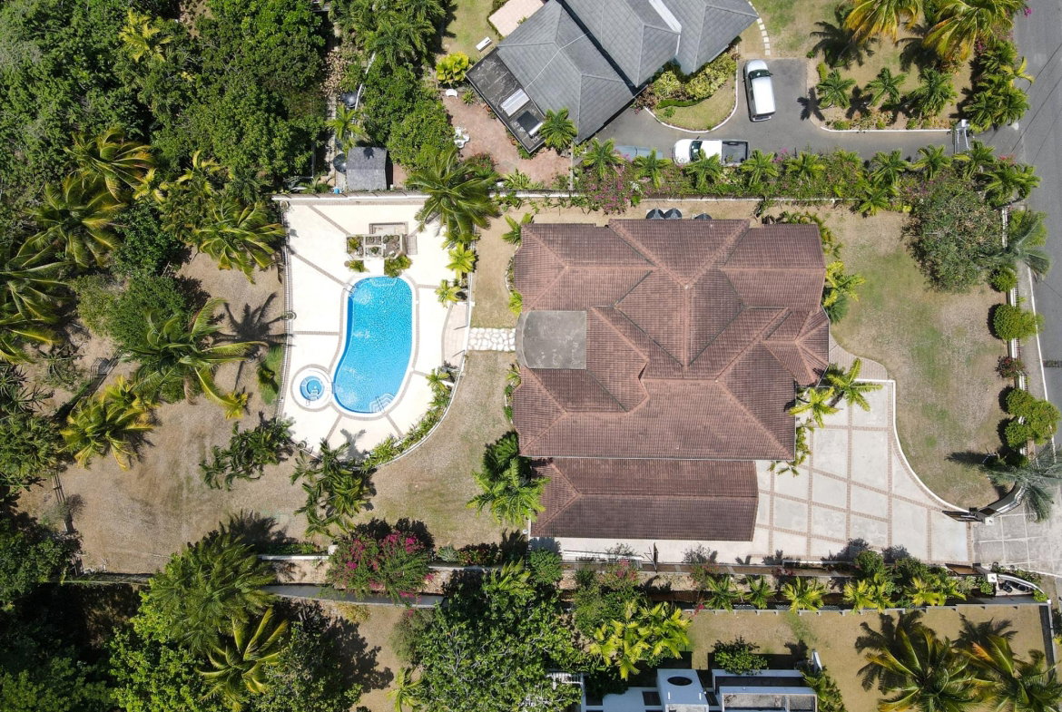 First image of 16 Farrigdon Heights in Kingston 6, St. Andrew, Jamaica - property is For Rent