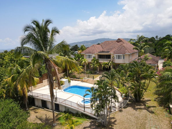 Fifth image of 16 Farrigdon Heights in Kingston 6, St. Andrew, Jamaica - property is For Rent