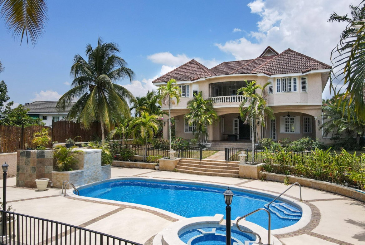 Seventh image of 16 Farrigdon Heights in Kingston 6, St. Andrew, Jamaica - property is For Rent