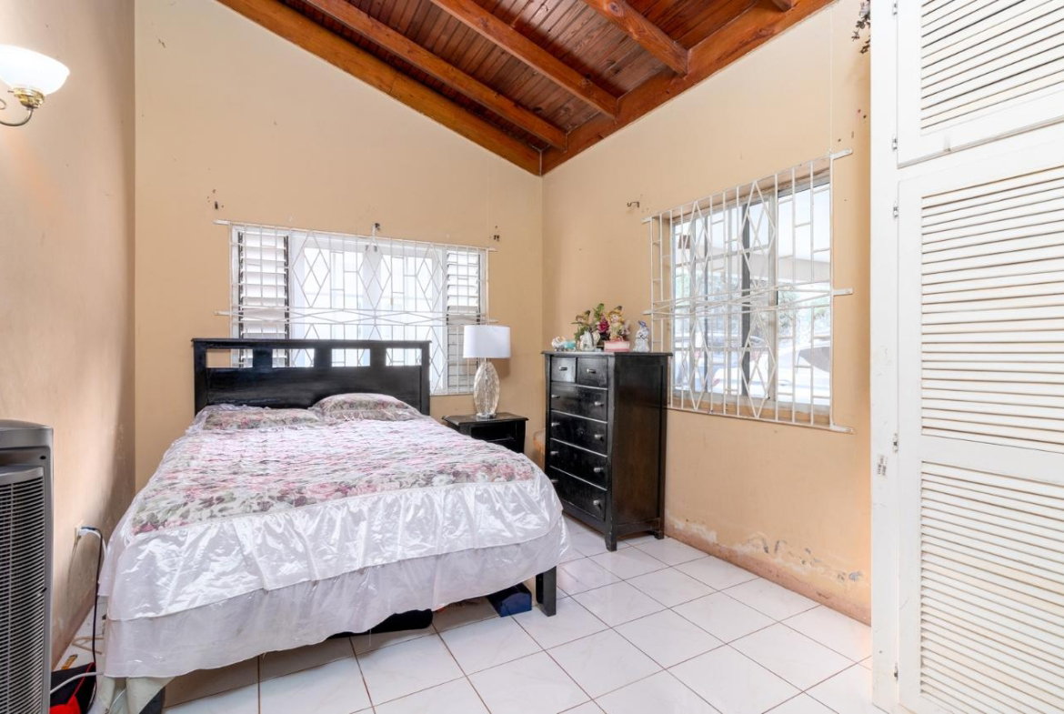 Thirteenth image of 11a Aris Avenue in Red Hills, St. Andrew, Jamaica - property is For Sale