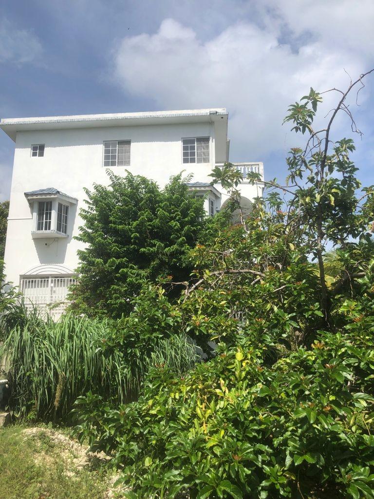 Stunning-5-Bedroom-Home-for-Sale-in-Hopewell-Hanover-Jamaica Twelfth image of 6 Seaview Heights, Hopewell in Hopewell, Hanover, Jamaica - property is For Sale