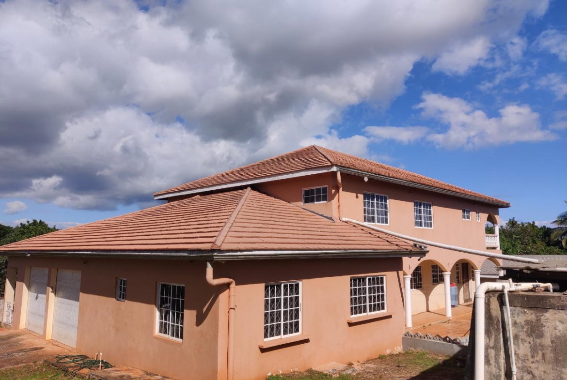 Sixth image of Knockpatrick in Knockpatrick, Manchester, Jamaica - property is For Sale